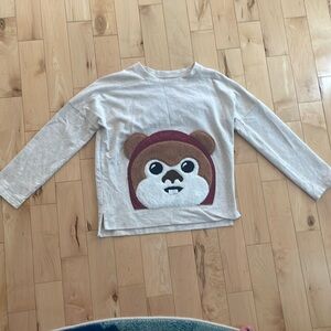 🍀Sale 4/$20 Disney Parks 3D Ewok sweatshirt, kids sz L